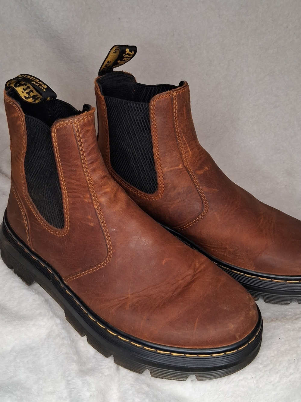 Dr. Martens Women's Brown Leather Chelsea Boots - Picture 4 of 4
